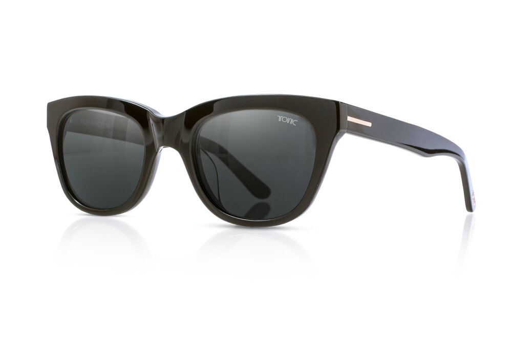 TONIC FLEMINGTON POLARISED SUNGLASSES - GLASS GREY PHOTOCHROMIC LENSE (GLOSS BLACK FRAME)