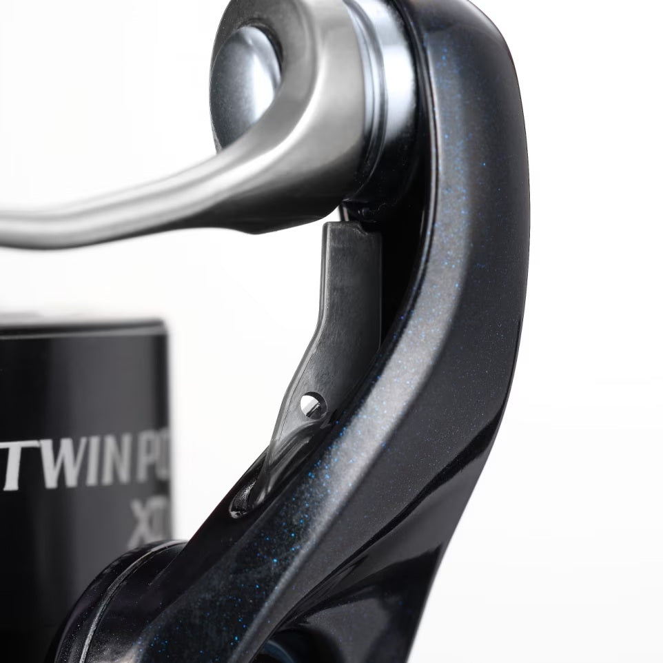 SHIMANO 25 TWIN POWER XD C3000HG (FB) SPIN REEL